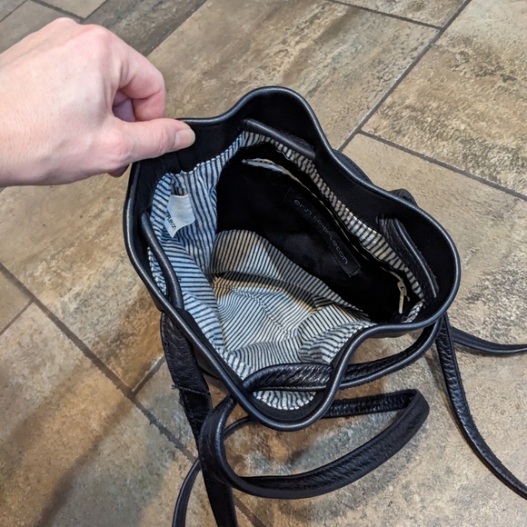 Erin Templeton Butter Soft Leather Double Long Leather Handle Bucket Bag Black - Picture 8 of 15